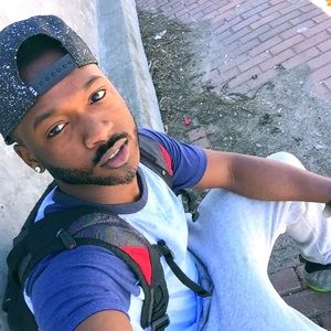 Meet your Posher, Rene